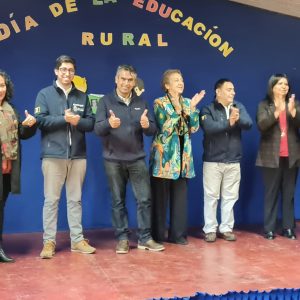 Escuelas del Microcentro Pumol celebraron el Día de la Educación Rural