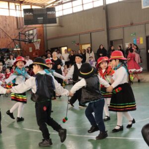 La Escuela de Párvulos Los Pumitas realizó su XIX versión del tradicional «Paseo por Chile»